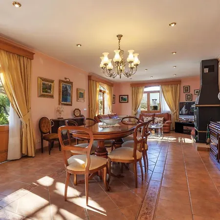 Landhaus Villas Cas Moliner *
